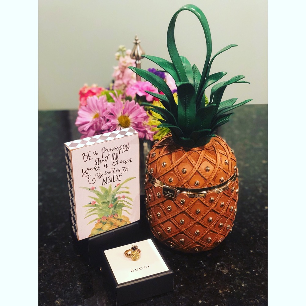 Kate Spade pineapple purse and Gucci 🍍 ring!